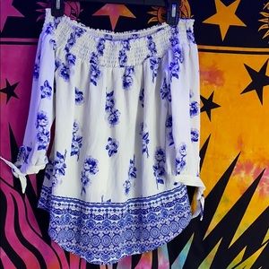 Cute white long sleeve shirt